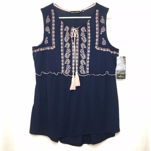 Tempted Hearts Blouse Peasant Keyhole Tie‎ Tassels